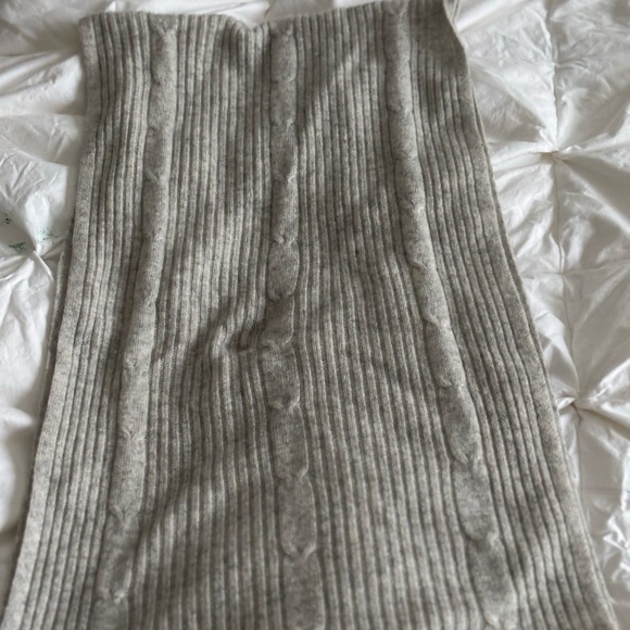 Gray Cashmere Ribbed Knit Infinity Scarf - Picture 1 of 2
